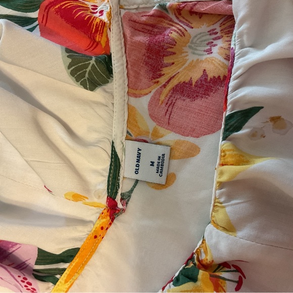 OLD NAVY | OFF SHOULDER | TROPICAL | SIZE M | - Picture 4 of 4